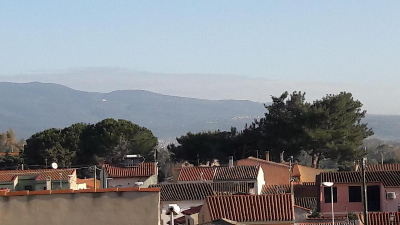 Hotel La Casa Rossa Riola Sardo Esterno foto